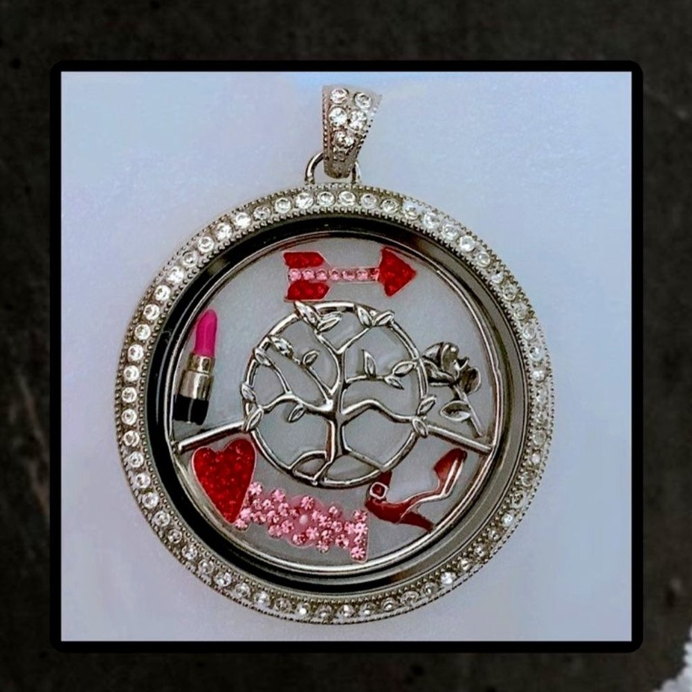 XL Legacy Locket + Frame + Charms